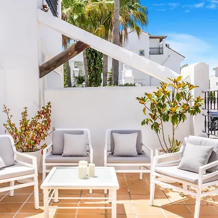 Stylish Townhouse In Puerto Banus,