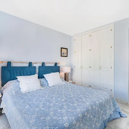 Stylish Townhouse In Puerto Banus, Holiday home