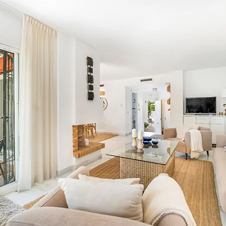 Holiday home Stylish Townhouse In Puerto Banus,